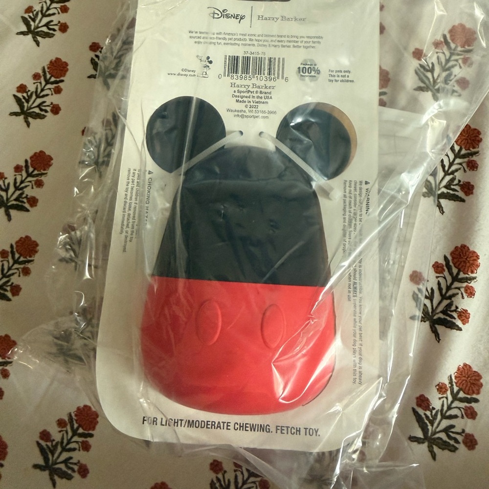 Disney Red and White Dog Treat Feeder